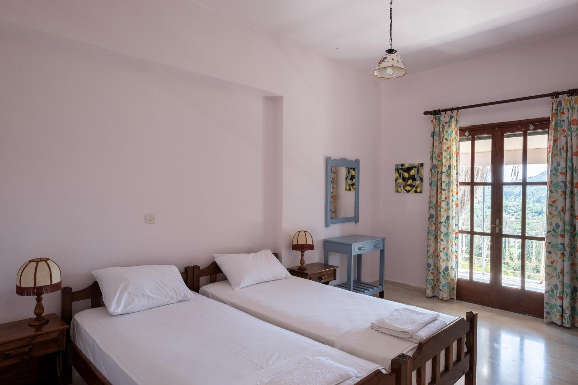 Appartamento Kokkini Peach House Kokkínion Esterno foto